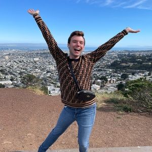 Meet your Posher, Dylan